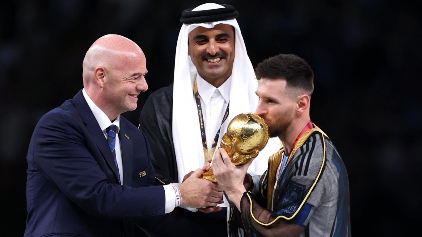 Планът Мондиал 2034: Саудитците наливат милиарди във ФИФА чрез спонсорски договор