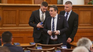 Три седмици в които поставям въпроса всеки път на председателски