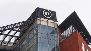 BP смята да "замести" 40% от персонала си с AI