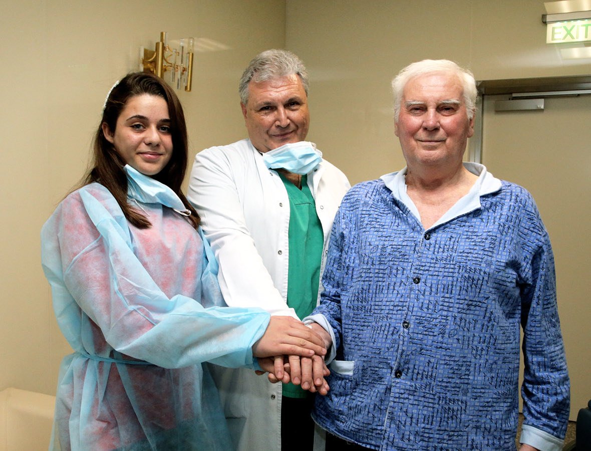 Памела с проф. Спасов и първия българин с трансплантиран бял дроб