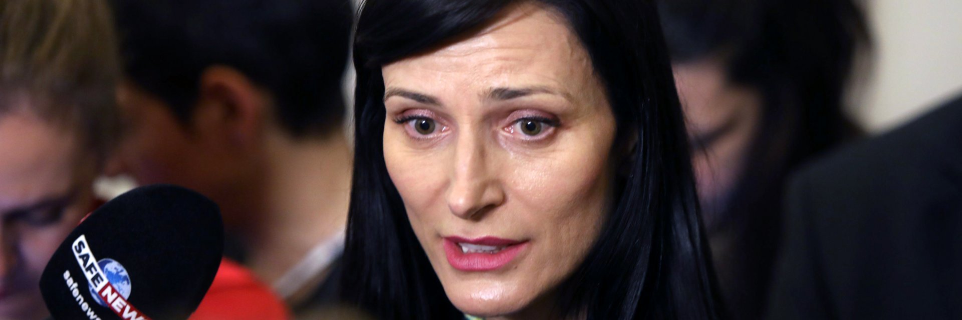 Кабинетът "Габриел" събра 116 гласа с ДПС и ИТН, търсят се още петима депутати