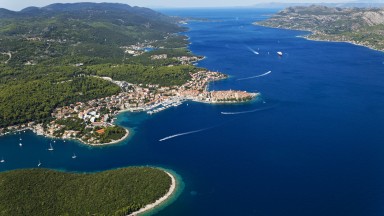 Откриха тайнствен подводен път на 7000 години в Хърватия (видео)