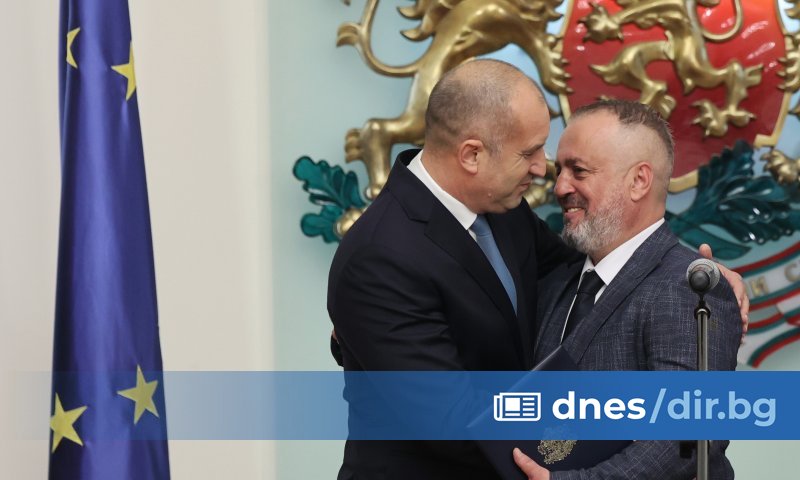 И ако никой не преследва, малтретира, съди и стреля по