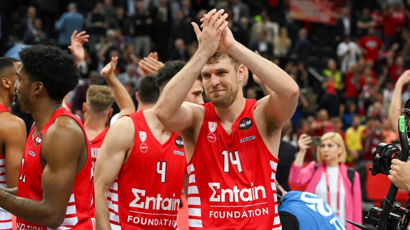 Още едно признание за Везенков като баскетболист №1 на Европа