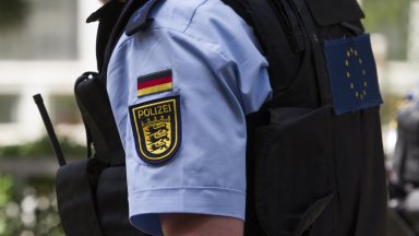17-годишен простреля смъртоносно свой съученик в Германия