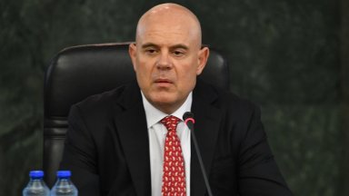 По неофициална и непотвърдена информация се касае за наблюдаващия прокурор