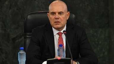 По искане на европейските депутати Гешев ще представи постигнатия от прокуратурата