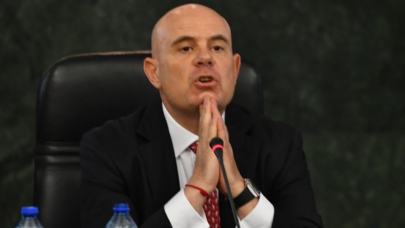 Иван Гешев: ВСС е нелигитимен да избере нов главен прокурор, но легитимен да ме отстрани?