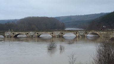 Проектът за реставрация и консервация на моста на Кольо Фичето