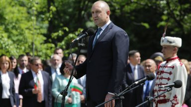 Има един ден в годината в който България изглежда така