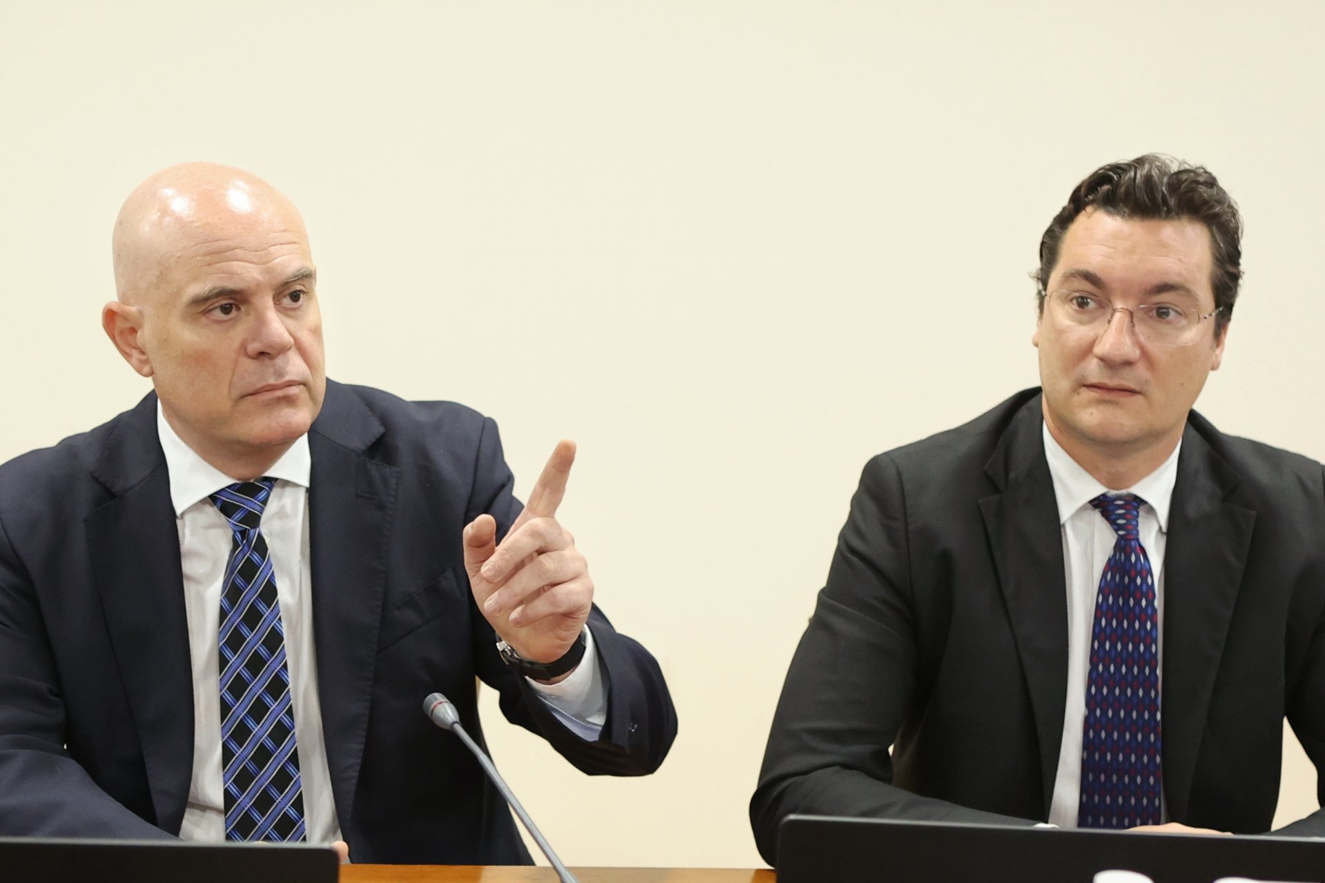 Главният прокурор Иван Гешев и служебният правосъден министър Крум Зарков