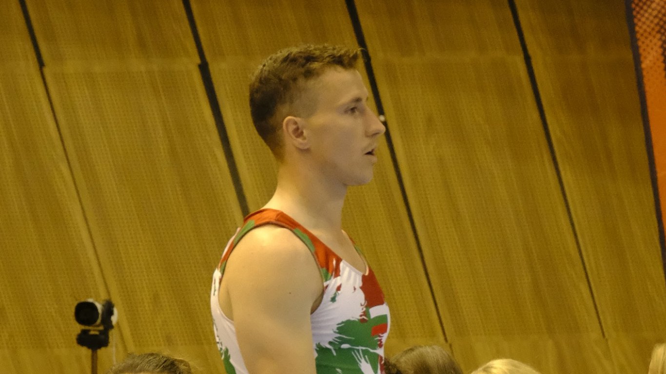 Еди Пенев с финал на земя на Световната купа по спортна гимнастика във Варна