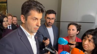 Най вероятно има служби които опитват да провалят съставянето на правителство