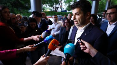 Парламентарната група на ПП ДБ взе решение да потвърди декларацията Денков