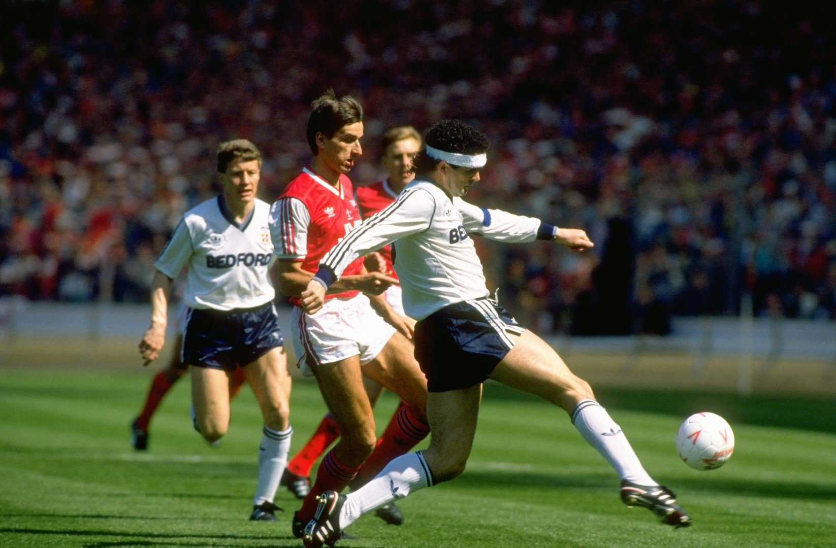 Лутън - Арсенал, победният финал за "шапкарите" през 1988 г. в Купата на лигата