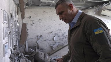 Ракета беше свалена край Киев Противовъздушната отбрана работи написа Кличко