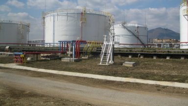 Български компании вече ще могат да съхраняват запаси от нефт и нефтопродукти в Румъния