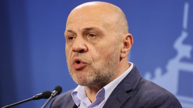 С днешна дата Томислав Дончев призна че не може да