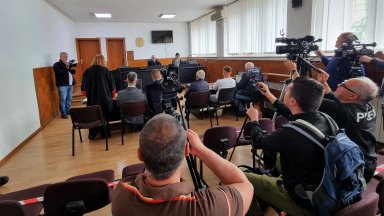 Цобоски представи на съда болничен лист според който Спасески е