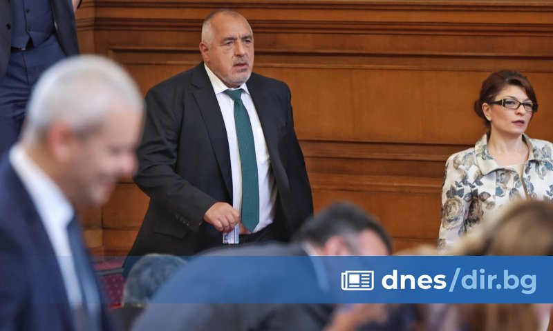 По думите му щом изведнъж се е случило това и