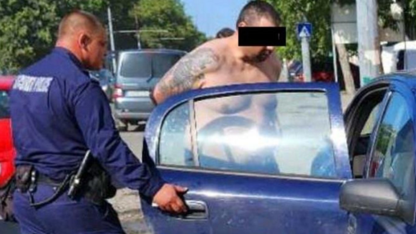 Шофьор без номера на колата предизвика гонка с полицията в Бургас (снимки)