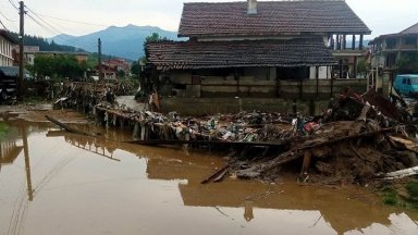 Снимка facebook Според първоначални оценки няма къща по поречието на