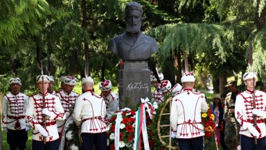 Проявите в памет на Ботев и неговите четници започнаха още