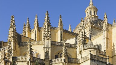 Признаваме причинените страдания каза говорителят на конференцията на испанските епископи