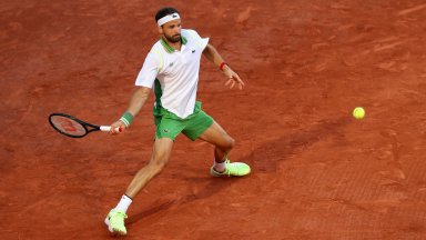 Den utmerkede Dimitrov forble uten et tapt sett og er i åttendedelsfinalen "Roland Garros"