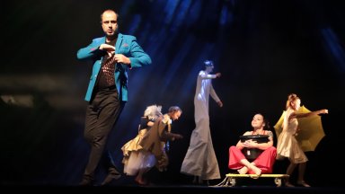 "Мъртви души" - представлението без думи в "Топлоцентрала"