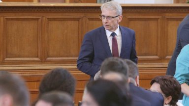 Денков дойде на власт на 6 юни и е изправен