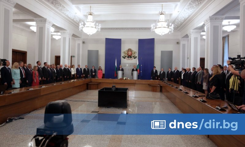 Задължително трябва да се прехвърлят средства в извънболничната помощ, каза