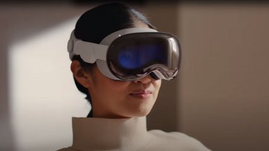 Мнозина започнаха да връщат VR-очилата Apple Vision Pro