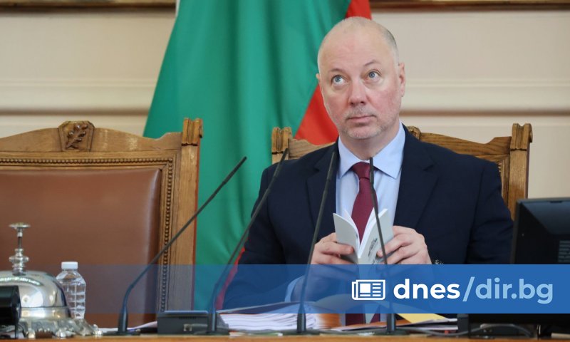 Той посочи, че се е образувало мнозинство, което да постига