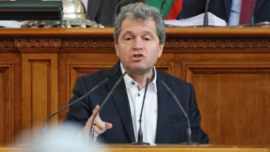 Мотивите се пишат съвместно от двата юридически екипа на двете