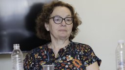 Политоложка стана жертва на войната за паркоместа в София