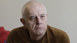 Андрей Райчев: Изходът за БСП е без да къса с Борисов, да заработи с Радев