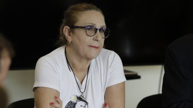 По думите й вариантите за бъдещото управление на страната след