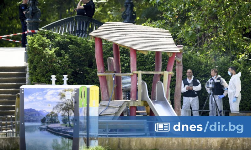 В Париж депутатите прекъснаха своите дебати, за да почетат жертвите