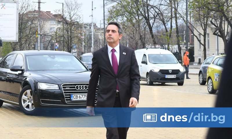 Москва иска да постигне две неща със своята тежка дълбока