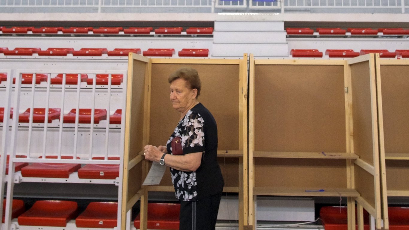 "Европа сега" води в изборната надпревара в Черна гора