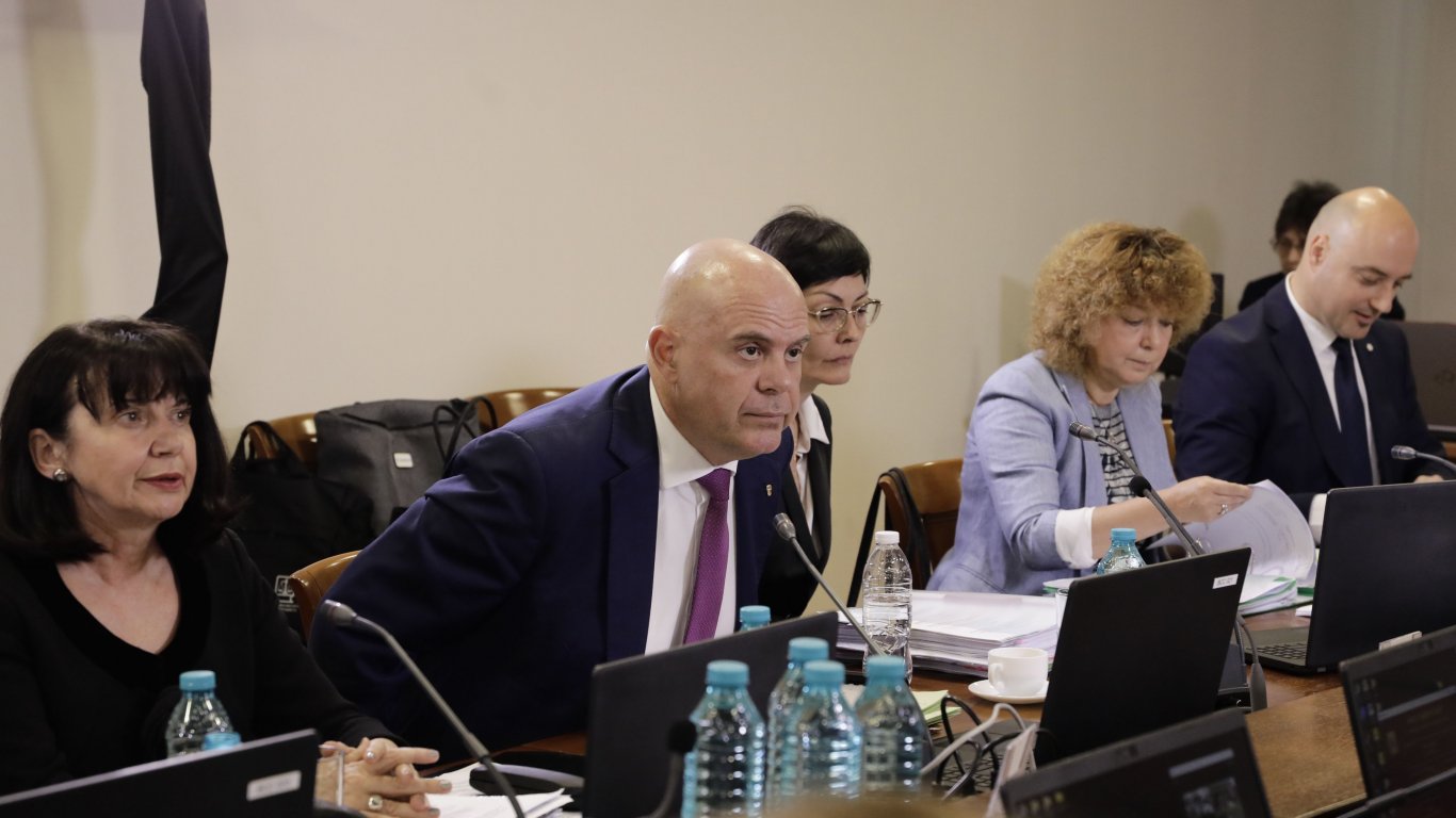 Атанас Славов: Няма как Иван Гешев да се върне като прокурор във ВКП