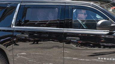 Това е станало при пристигането му във федералния съд в