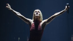 Една на милион. Селин Дион се опълчи на болестта, за да се завърне на сцената (снимки)