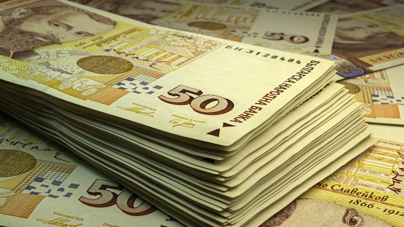 БНБ регистрира рекорден брой фалшиви банкноти, най-много са заловените 50-левови купюри