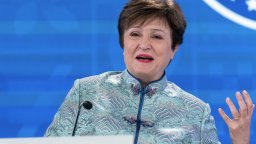 Кристалина Георгиева се похвали, че провела продуктивни разговори с премиера на Китай