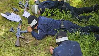 По предложение на прокуратурата съдията по предварителното производство от