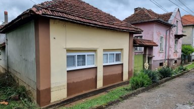 Евакуирани са хора от села в Монтанско заради придошли реки