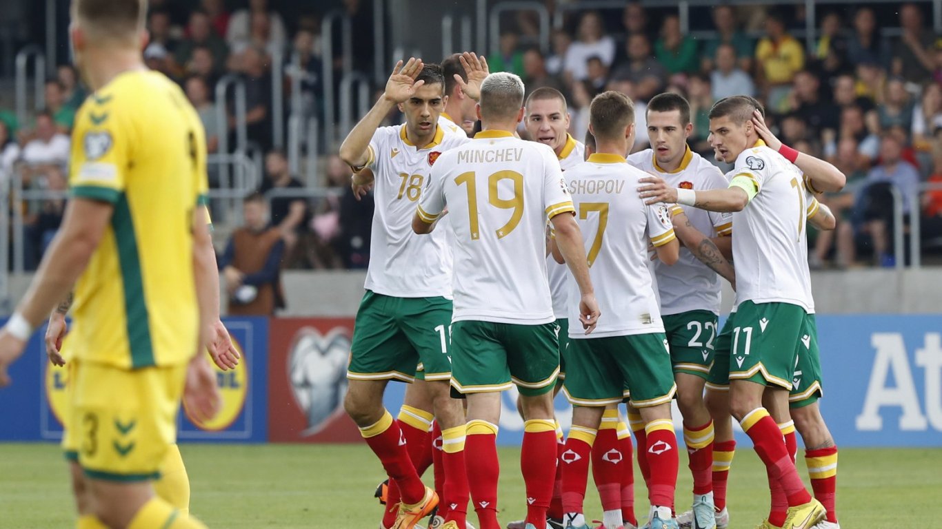 Кръстаич обяви списъка с играчи, Лукас Петков от Германия ще дебютира за България
