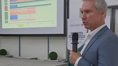 ЕИБ може да покрие съфинансирането на общините от 20% по програмата за саниране